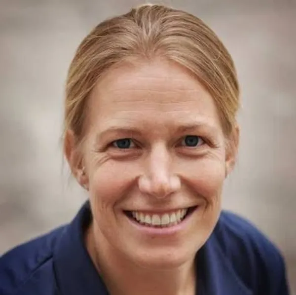 Betsy Jones — Coach, Aceler8 FC